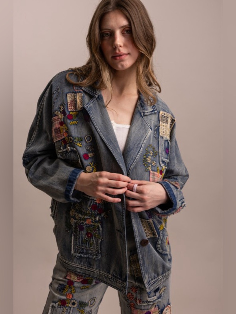 N2 New 🔥Bluevelvet embroidery patchwork denim jacket - Picture 2 of 11